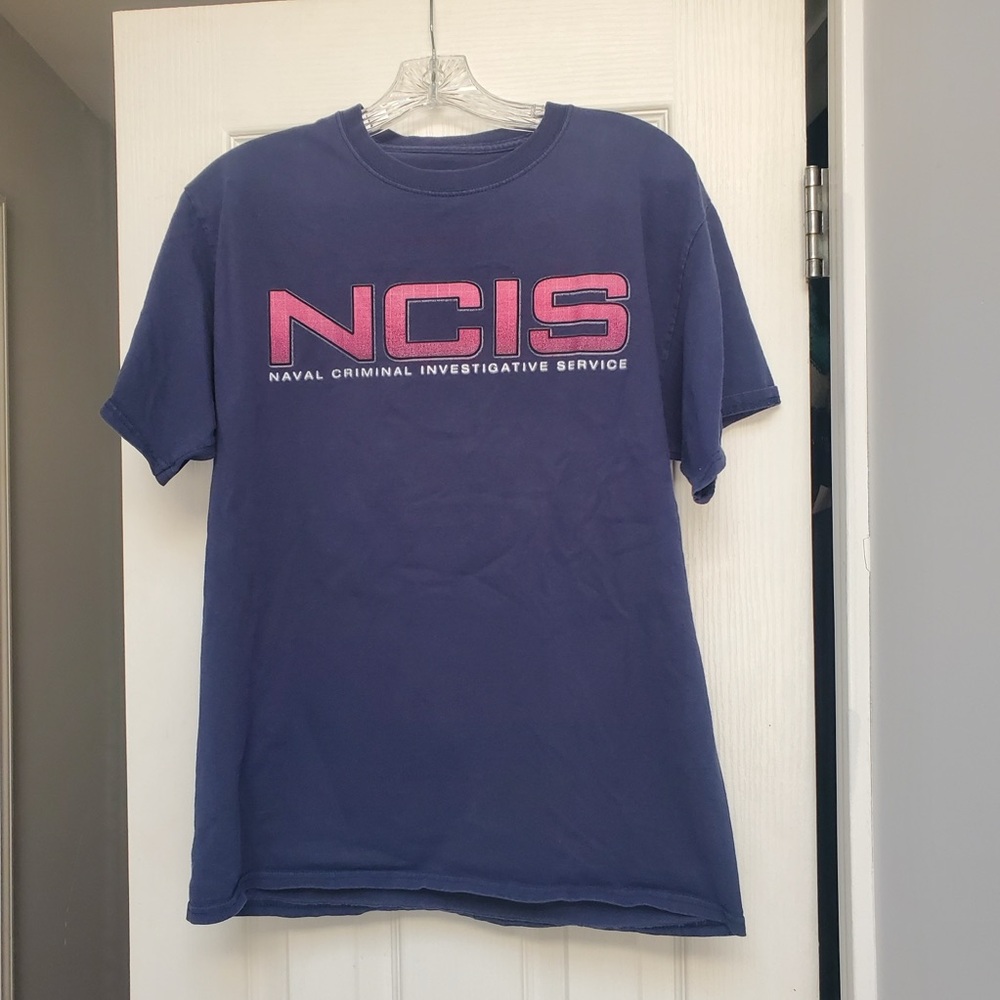 Original Design One of a Kind NCIS Series TV fan T-Shirt size medium 100% cotton